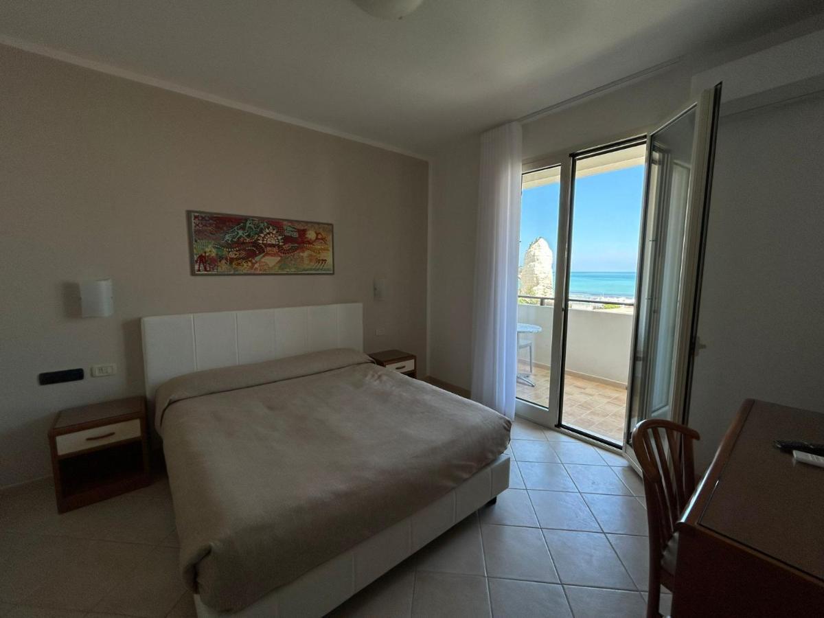 Bikini Hotel Вьесте Экстерьер фото